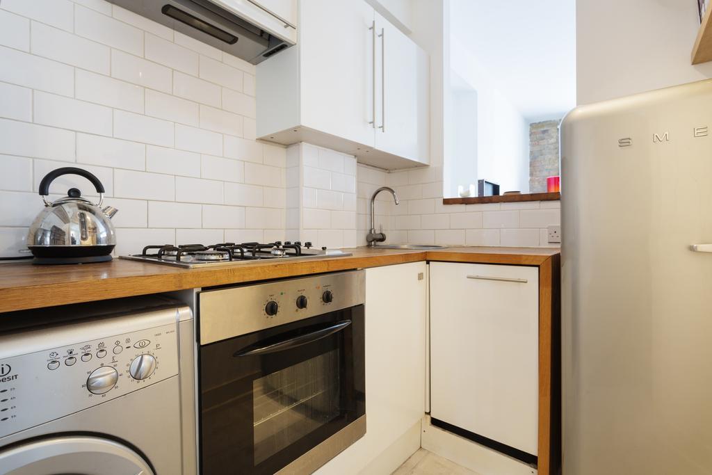 Veeve - Sophisticated Soho Apartment *